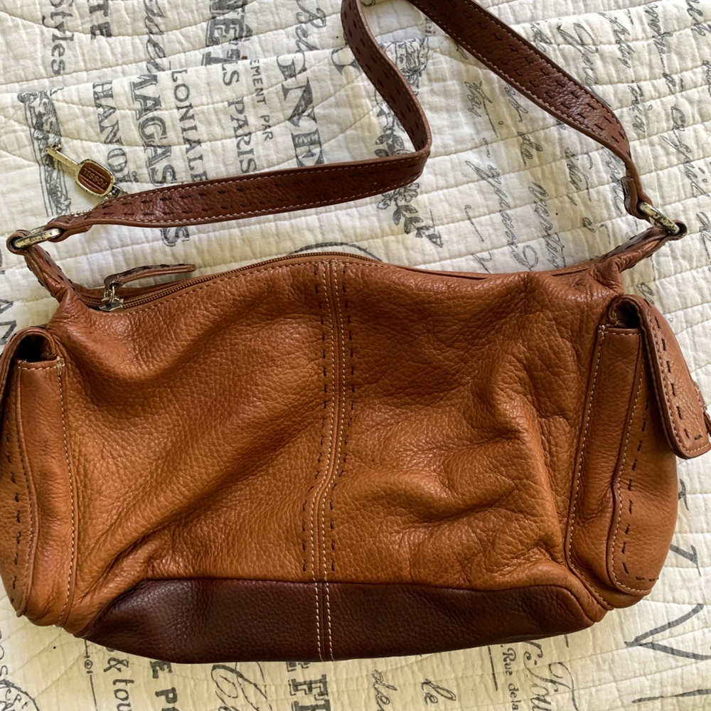 Fossil Leather Shoulder Bag with Side Pockets - Picture 2 of 5